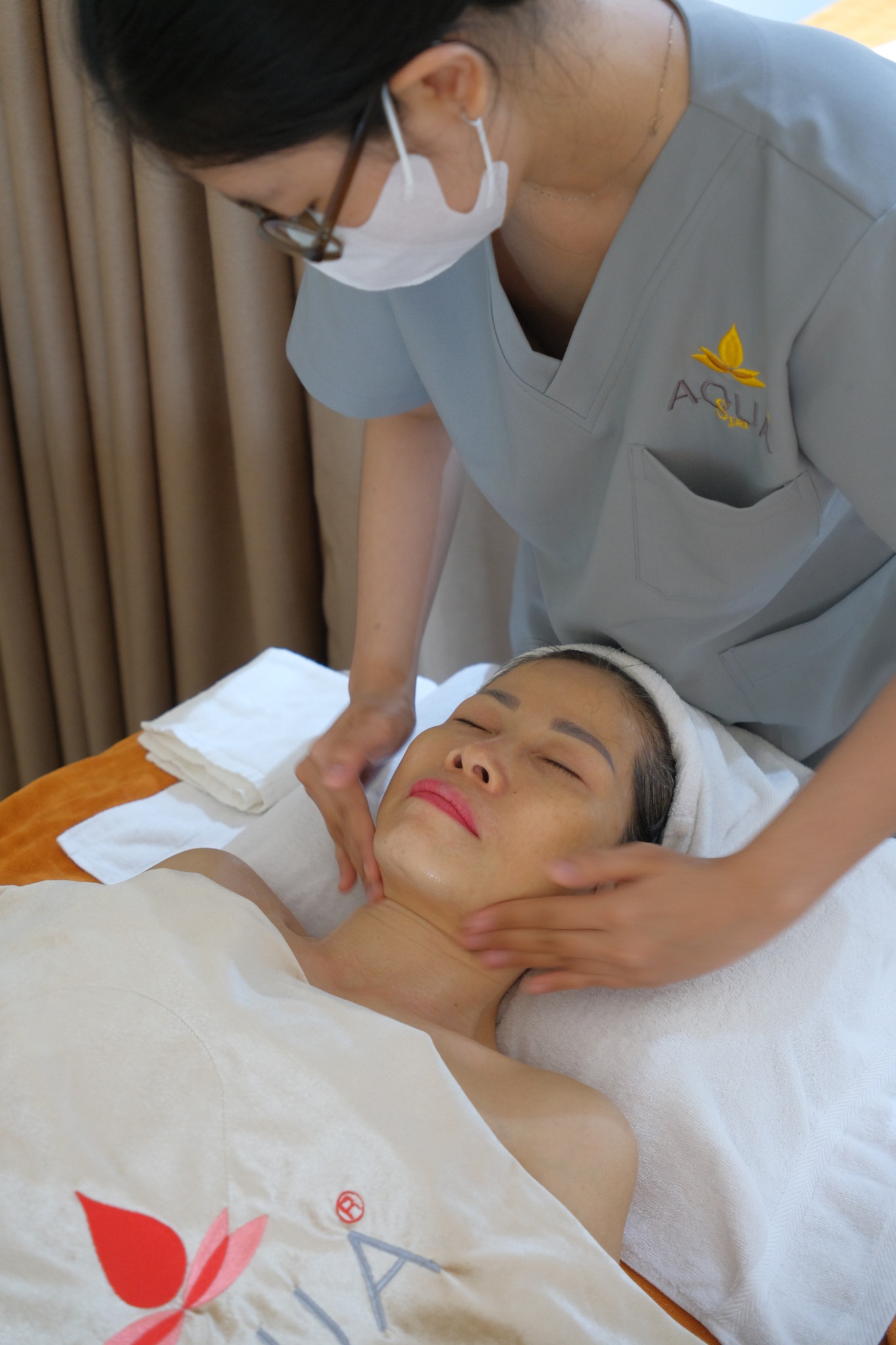 ƯU ĐÃI THÁNG 4, MUA 2 TẶNG 1!